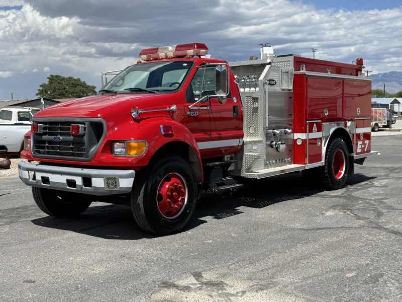2000 Ford F-750